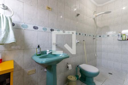 Casa à venda com 210m², 3 quartos e 5 vagas Casa à venda com 210m², 3 quartos e 5 vagasBanheiro da Suíte 1