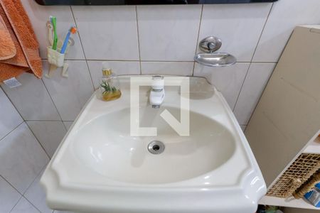 Casa à venda com 210m², 3 quartos e 5 vagas Casa à venda com 210m², 3 quartos e 5 vagasBanheiro