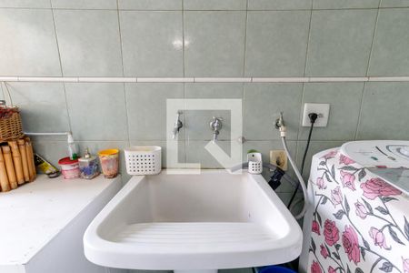 Casa à venda com 210m², 3 quartos e 5 vagas Casa à venda com 210m², 3 quartos e 5 vagasÁrea de Serviço