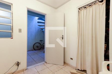 Casa à venda com 210m², 3 quartos e 5 vagas Casa à venda com 210m², 3 quartos e 5 vagasQuarto de Serviço