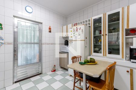 Casa à venda com 210m², 3 quartos e 5 vagas Casa à venda com 210m², 3 quartos e 5 vagasCozinha