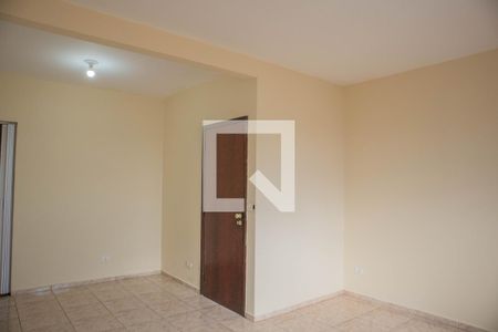 Casa para alugar com 385m², 3 quartos e 4 vagas Casa para alugar com 385m², 3 quartos e 4 vagasSuíte