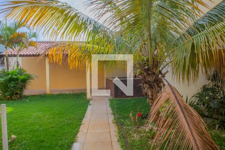 Casa para alugar com 385m², 3 quartos e 4 vagas Casa para alugar com 385m², 3 quartos e 4 vagasGaragem - vista