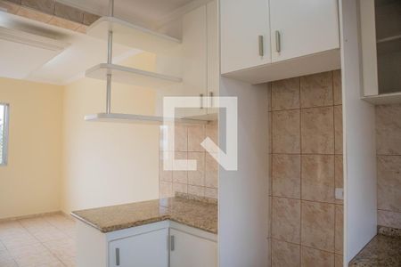 Casa para alugar com 385m², 3 quartos e 4 vagas Casa para alugar com 385m², 3 quartos e 4 vagasCozinha