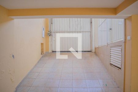 Casa para alugar com 385m², 3 quartos e 4 vagas Casa para alugar com 385m², 3 quartos e 4 vagasGaragem