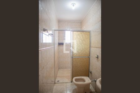 Casa para alugar com 385m², 3 quartos e 4 vagas Casa para alugar com 385m², 3 quartos e 4 vagasBanheiro