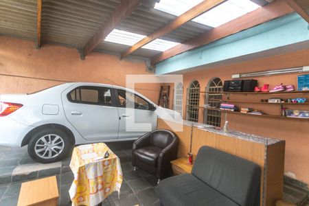 Casa à venda com 178m², 3 quartos e 3 vagas Casa à venda com 178m², 3 quartos e 3 vagasGaragem