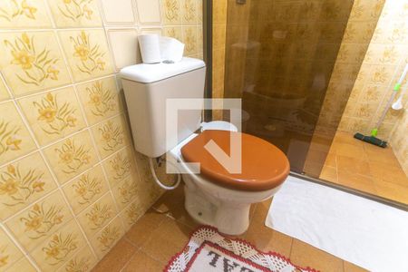 Casa à venda com 178m², 3 quartos e 3 vagas Casa à venda com 178m², 3 quartos e 3 vagasBanheiro social