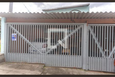 Casa à venda com 178m², 3 quartos e 3 vagas Casa à venda com 178m², 3 quartos e 3 vagasFachada