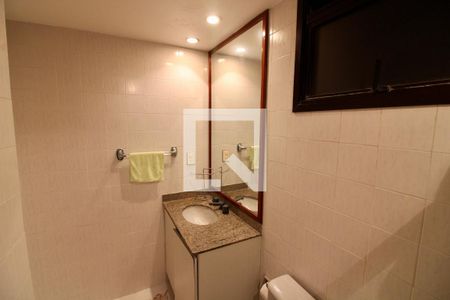 Apartamento para alugar com 188m², 2 quartos e 3 vagasBanheiro Social 2