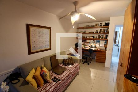 Apartamento para alugar com 188m², 2 quartos e 3 vagasQuarto