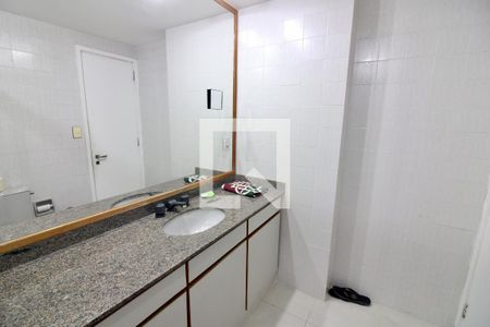 Apartamento para alugar com 188m², 2 quartos e 3 vagasBanheiro Social