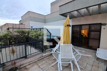 Apartamento para alugar com 188m², 2 quartos e 3 vagasTerraço