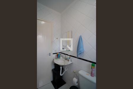 Banheiro da Suíte de casa de condomínio para alugar com 3 quartos, 127m² em Jardim Guadalajara, Sorocaba