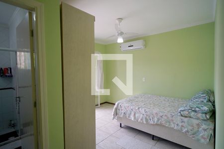 Suíte de casa de condomínio para alugar com 3 quartos, 127m² em Jardim Guadalajara, Sorocaba