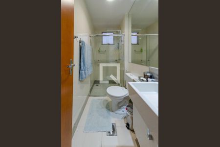 Apartamento à venda com 235m², 3 quartos e 3 vagas Apartamento à venda com 235m², 3 quartos e 3 vagasBanheiro