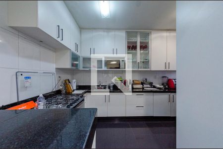 Apartamento à venda com 235m², 3 quartos e 3 vagas Apartamento à venda com 235m², 3 quartos e 3 vagasCozinha