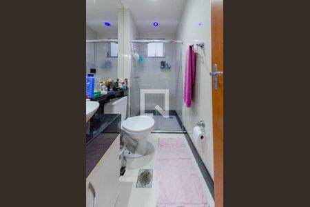 Apartamento à venda com 235m², 3 quartos e 3 vagas Apartamento à venda com 235m², 3 quartos e 3 vagasBanheiro suíte