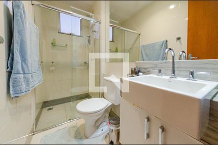 Apartamento à venda com 235m², 3 quartos e 3 vagas Apartamento à venda com 235m², 3 quartos e 3 vagasBanheiro