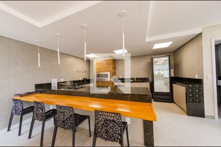 Apartamento à venda com 235m², 3 quartos e 3 vagas Apartamento à venda com 235m², 3 quartos e 3 vagasÁrea comum