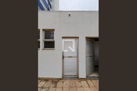 Apartamento à venda com 235m², 3 quartos e 3 vagas Apartamento à venda com 235m², 3 quartos e 3 vagasÁrea comum