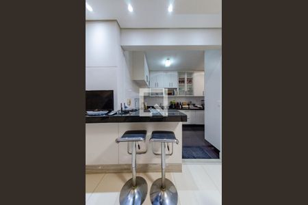 Apartamento à venda com 235m², 3 quartos e 3 vagas Apartamento à venda com 235m², 3 quartos e 3 vagasCozinha