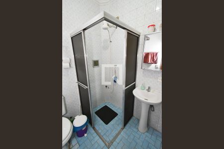 Casa à venda com 180m², 3 quartos e 2 vagasBanheiro 2