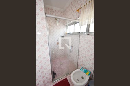 Casa à venda com 180m², 3 quartos e 2 vagasBanheiro 1