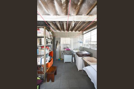 Casa à venda com 180m², 3 quartos e 2 vagasLavanderia 