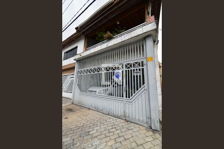 Casa à venda com 180m², 3 quartos e 2 vagasFachada
