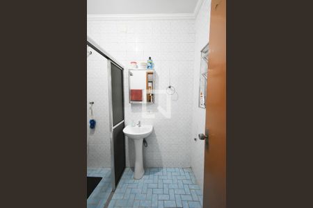 Casa à venda com 180m², 3 quartos e 2 vagasBanheiro 2