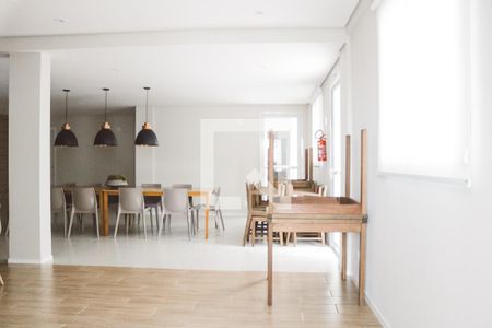 Apartamento para alugar com 60m², 2 quartos e sem vagaÁrea comum - Salão de festas