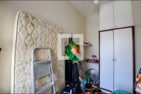 Apartamento à venda com 89m², 3 quartos e sem vaga Apartamento à venda com 89m², 3 quartos e sem vagaQuarto de Serviço