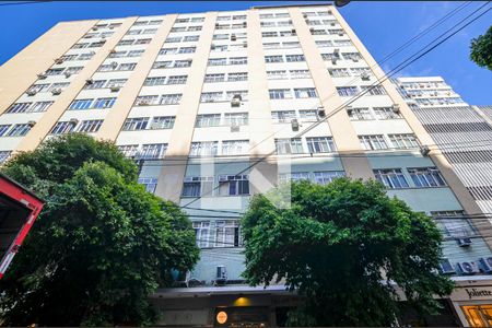 Apartamento à venda com 89m², 3 quartos e sem vaga Apartamento à venda com 89m², 3 quartos e sem vagaFachada