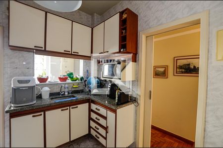 Apartamento à venda com 89m², 3 quartos e sem vaga Apartamento à venda com 89m², 3 quartos e sem vagaCozinha