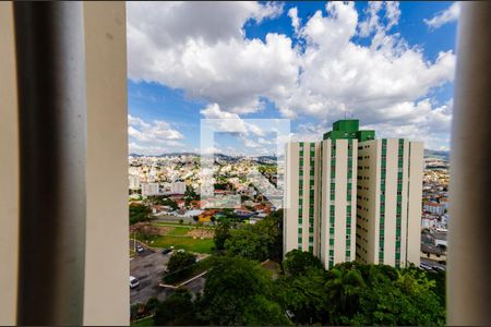 Vista de apartamento à venda com 3 quartos, 81m² em Nova Gameleira, Belo Horizonte