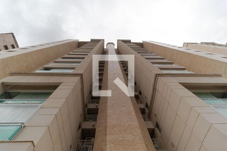 Apartamento à venda com 108m², 3 quartos e 2 vagasFachada