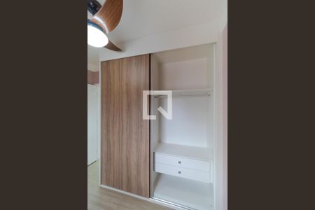 Apartamento à venda com 108m², 3 quartos e 2 vagasQuarto 01 - Armário