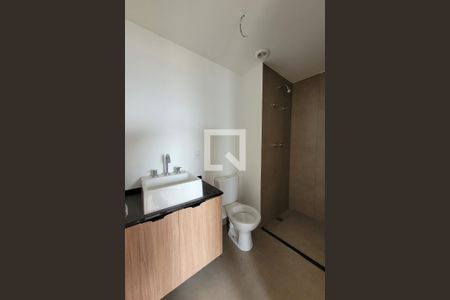 Banheiro de kitnet/studio para alugar com 1 quarto, 37m² em Vila Dom Pedro I, São Paulo