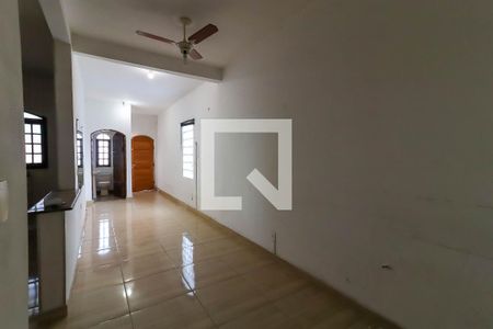 Sala de casa para alugar com 2 quartos, 120m² em Jardim Santa Rosa, Taboão da Serra