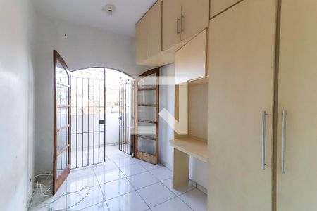 Casa para alugar com 120m², 2 quartos e 2 vagas Casa para alugar com 120m², 2 quartos e 2 vagasQuarto 2