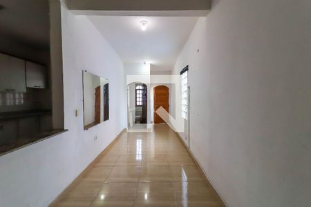 Sala de casa para alugar com 2 quartos, 120m² em Jardim Santa Rosa, Taboão da Serra