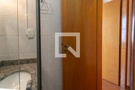 Apartamento para alugar com 90m², 3 quartos e 2 vagas Apartamento para alugar com 90m², 3 quartos e 2 vagasBanheiro