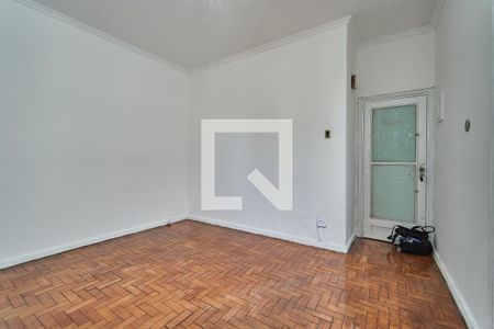 Sala de apartamento para alugar com 1 quarto, 42m² em Rua Leopoldo