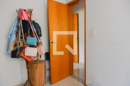 Quarto 2 de apartamento à venda com 3 quartos, 166m² em Cabral, Contagem