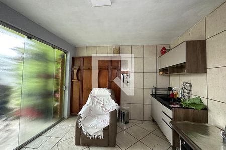 Casa à venda com 240m², 2 quartos e 2 vagasCozinha