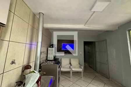 Casa à venda com 240m², 2 quartos e 2 vagasCozinha