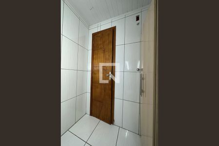 Casa à venda com 240m², 2 quartos e 2 vagasBanheiro 2