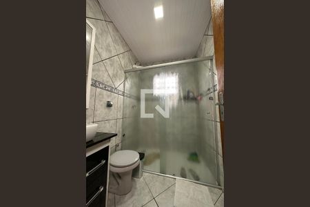 Casa à venda com 240m², 2 quartos e 2 vagasBanheiro 1