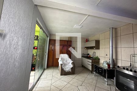 Casa à venda com 240m², 2 quartos e 2 vagasCozinha
